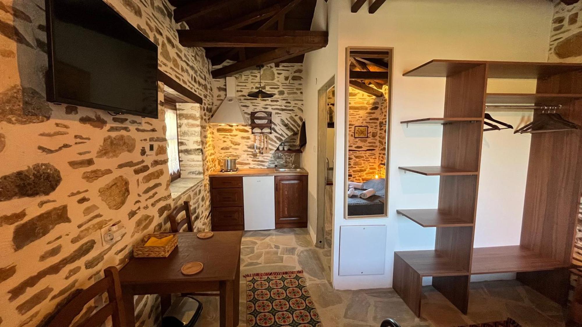 San Lorenzo Cottage - Παραδοσιακά Πέτρινα Δωμάτια Agios Lavrentios Exterior foto